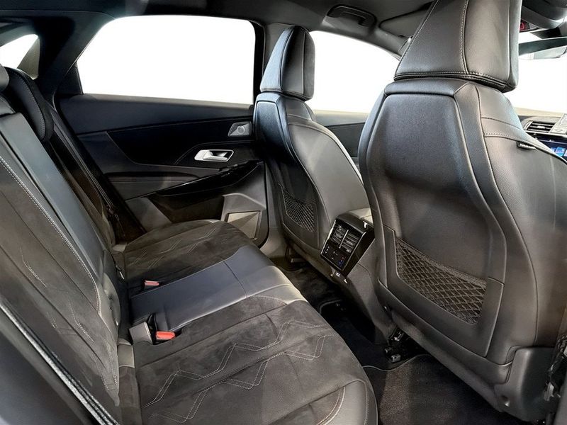 DS 7 Crossback bild 16