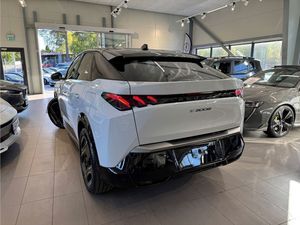 Peugeot e-3008 bild 2