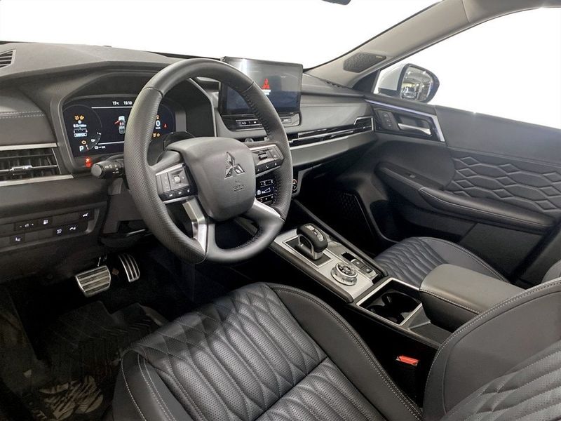 Mitsubishi Outlander bild 6