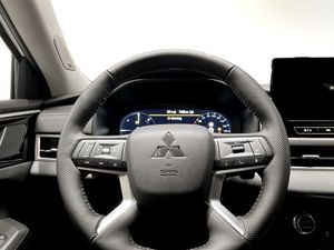 Mitsubishi Outlander bild 7