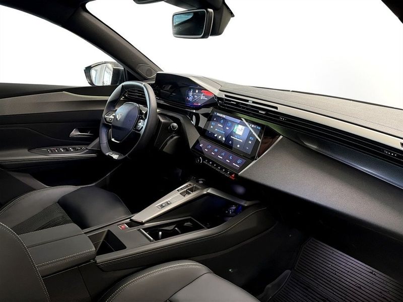 Peugeot 408 bild 9
