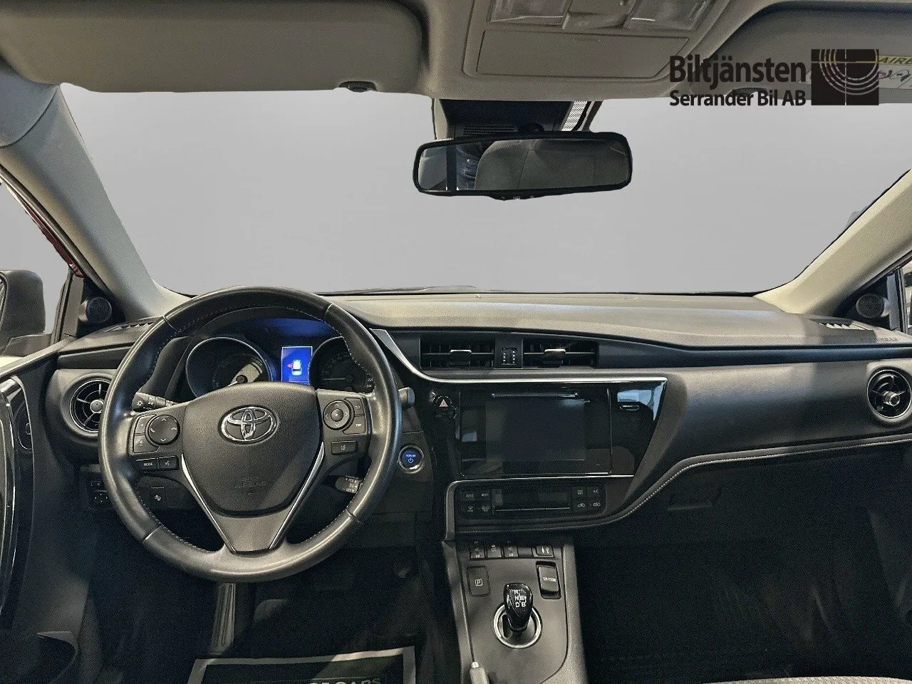 Vehicle image 6