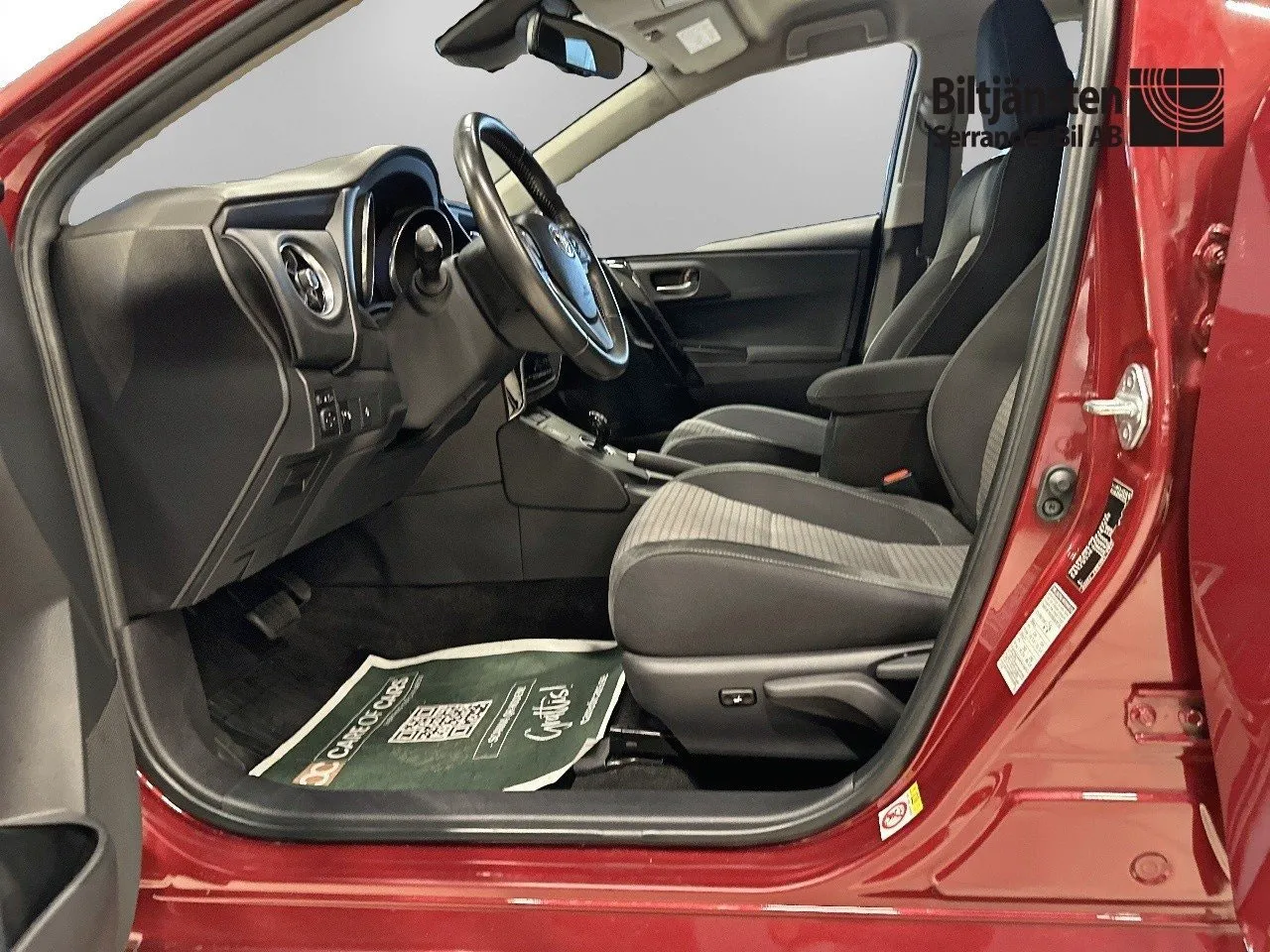 Vehicle image 7