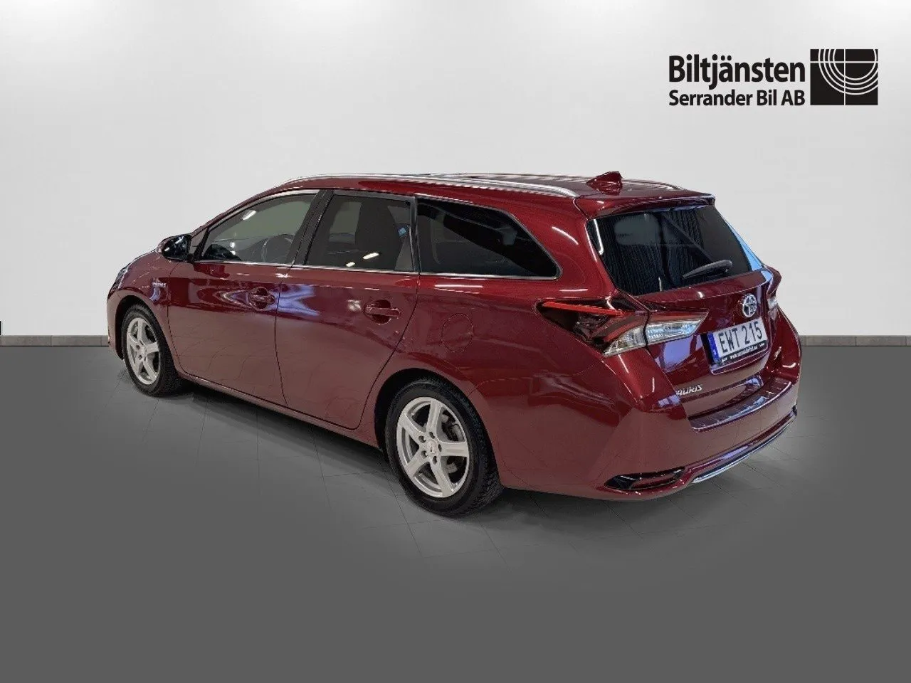 Vehicle image 5