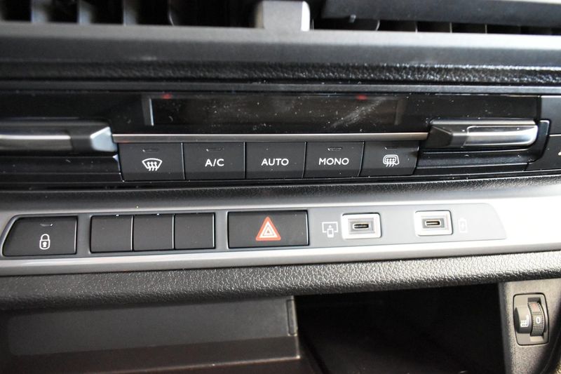 Opel Vivaro bild 18