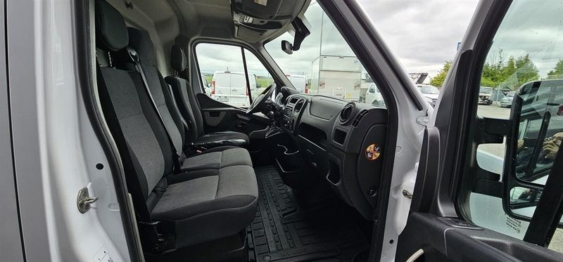 Nissan NV400 bild 13