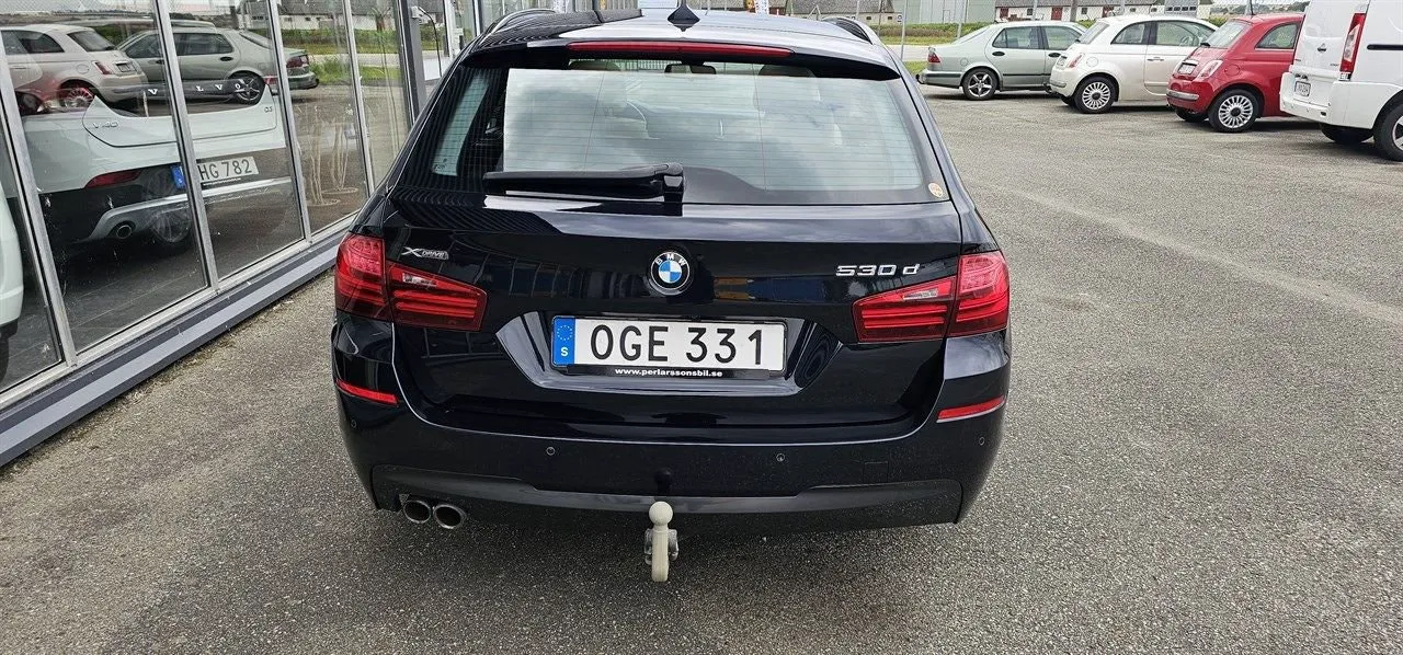 Vehicle image 22