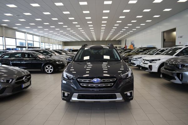 Subaru Outback 2,5 XFuel Limited Aut. Drag - 2025