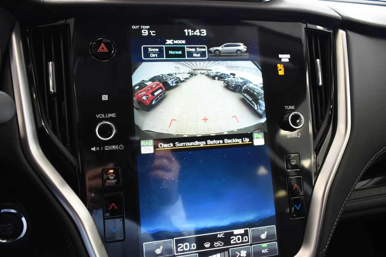 Vehicle image 21