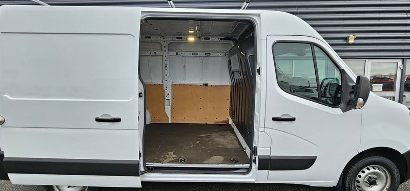 Nissan Interstar bild 11