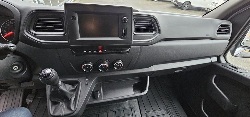 Nissan Interstar bild 15