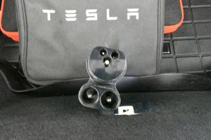 Tesla Model S bild 16