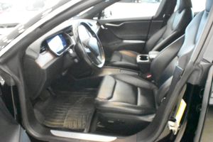 Tesla Model S bild 13