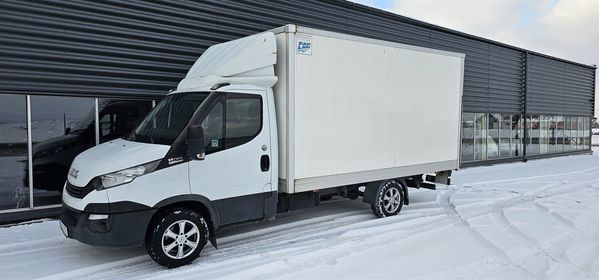 Iveco Daily 35-160 Volymskåp m bakgavellyft 2.3 JTD Hi-Matic, 156hk - 2018