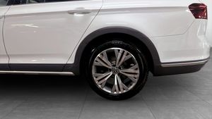 Volkswagen Passat bild 6