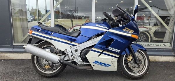 Kawasaki Ninja ZX ZX-10 B - 1990