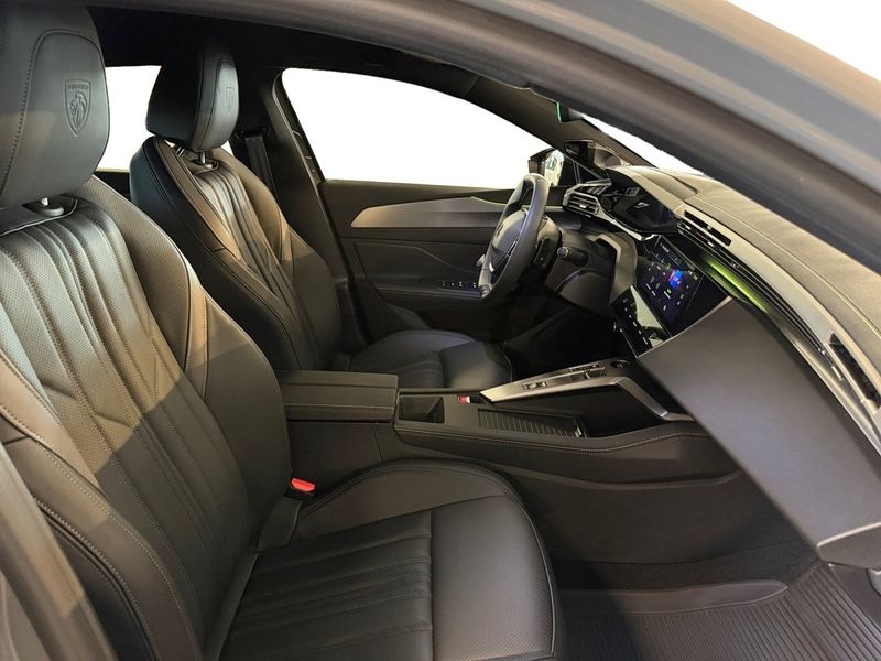 Peugeot 408 bild 12