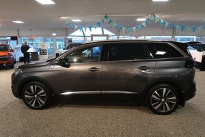 Peugeot 5008 bild 2