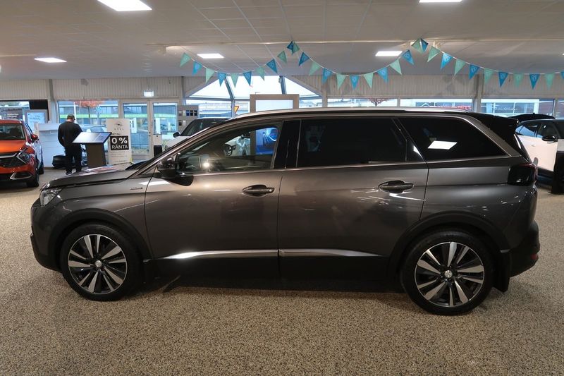 Peugeot 5008 bild 2