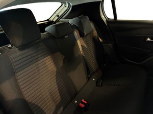 Peugeot 208 bild 16