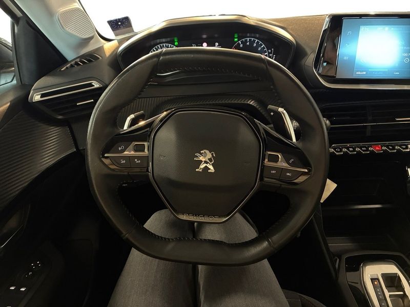 Peugeot 208 bild 12