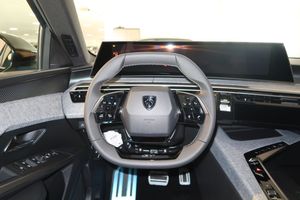 Peugeot e-3008 bild 6