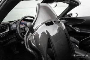 Ferrari SF90 bild 8
