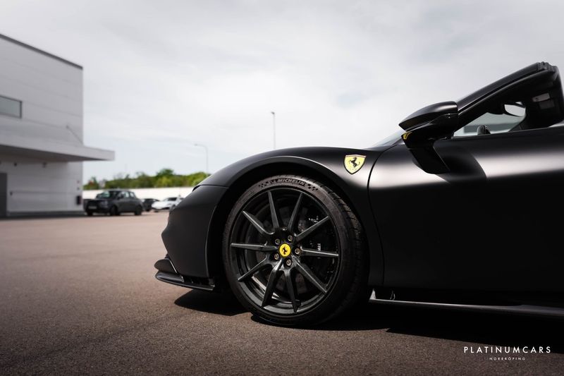 Ferrari SF90 bild 28