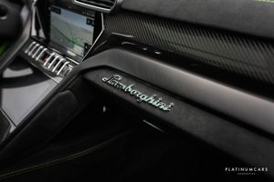 Lamborghini Urus bild 15