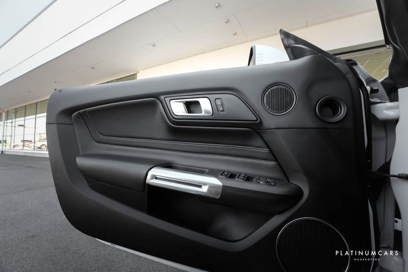 Ford Mustang bild 14