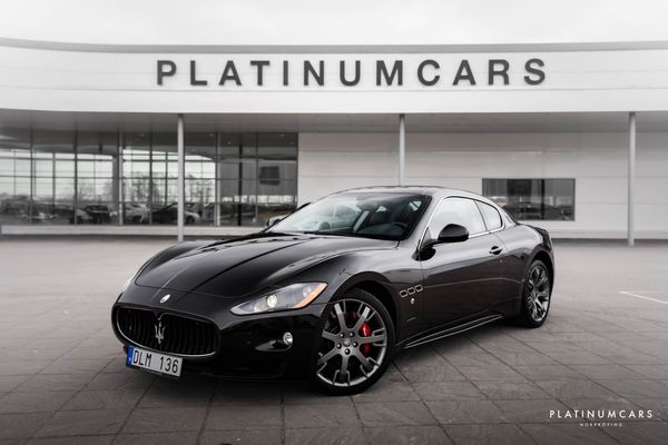 Maserati GranTurismo S MC-Shift 4.7 V8 439hk Coupé / Låga mil - 2011
