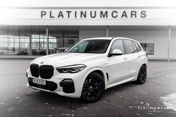 BMW X5 xDrive45e iPerformance M Sport 394hk / Luftfjädring - 2021