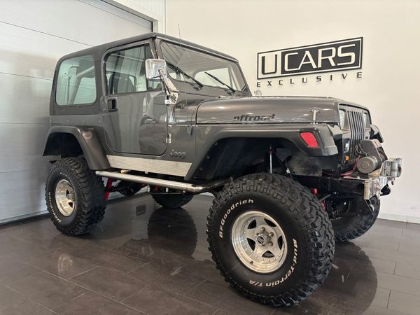 Jeep Wrangler 4.2 4WD / Supersvamper / Höjd - 1990