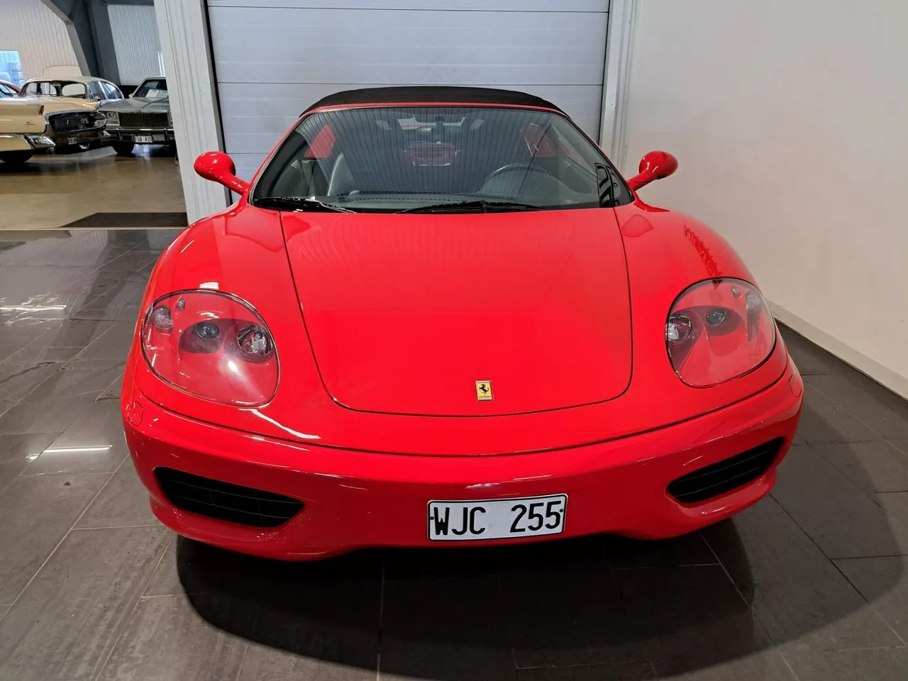 Vehicle image 7