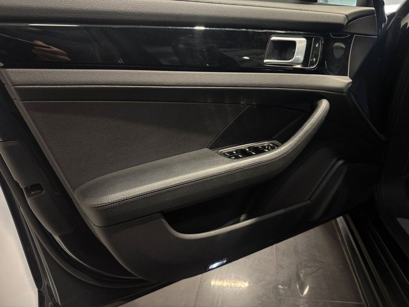 Porsche Panamera bild 20