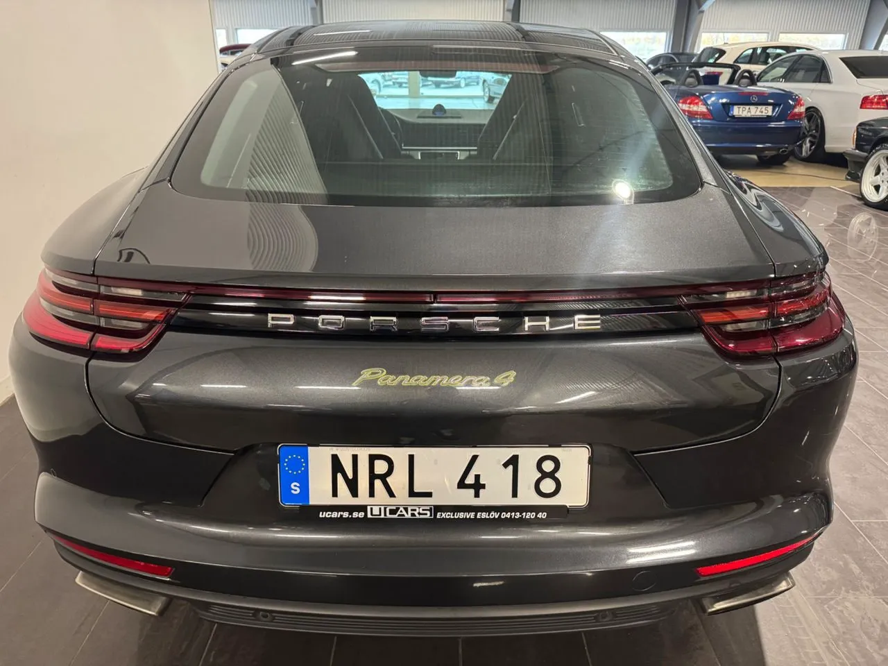 Vehicle image 5