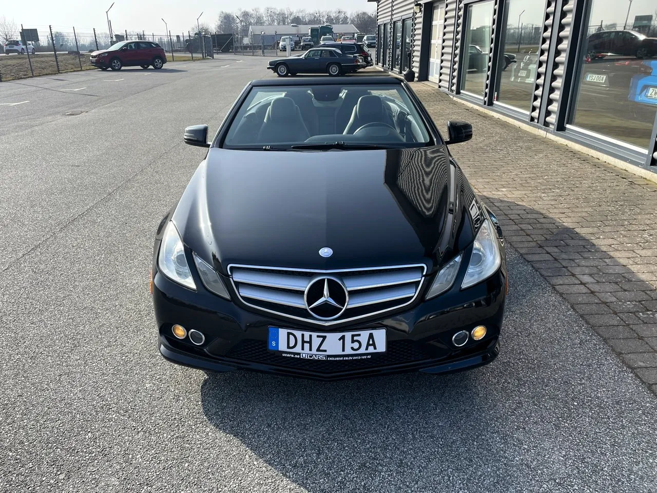 Vehicle image 6