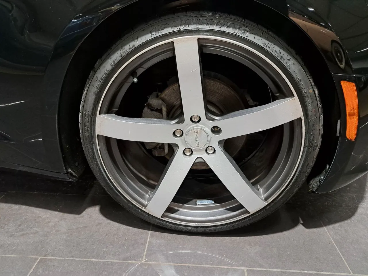 Vehicle image 7