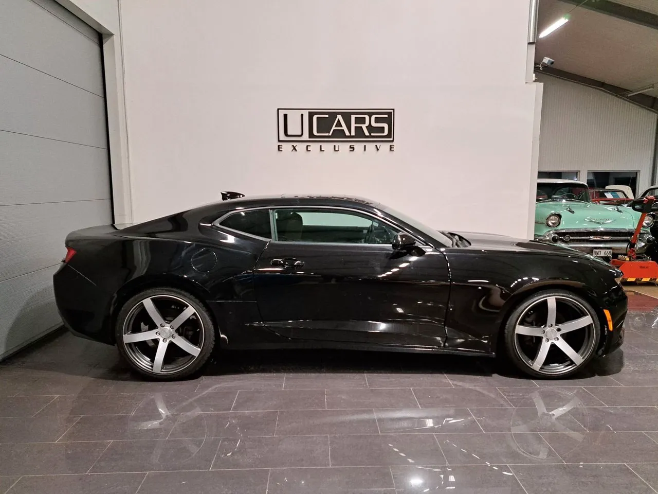Vehicle image 1