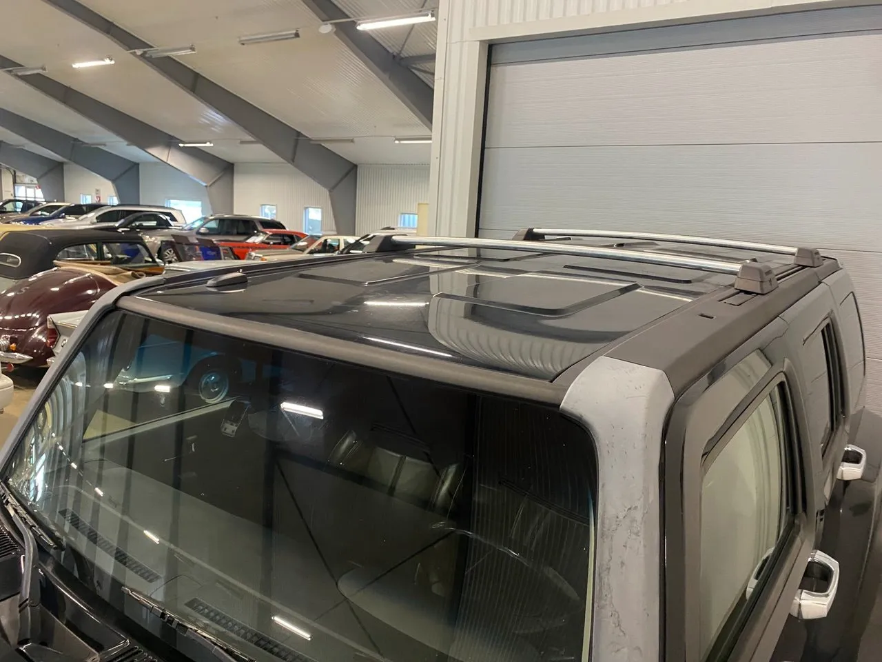 Vehicle image 20