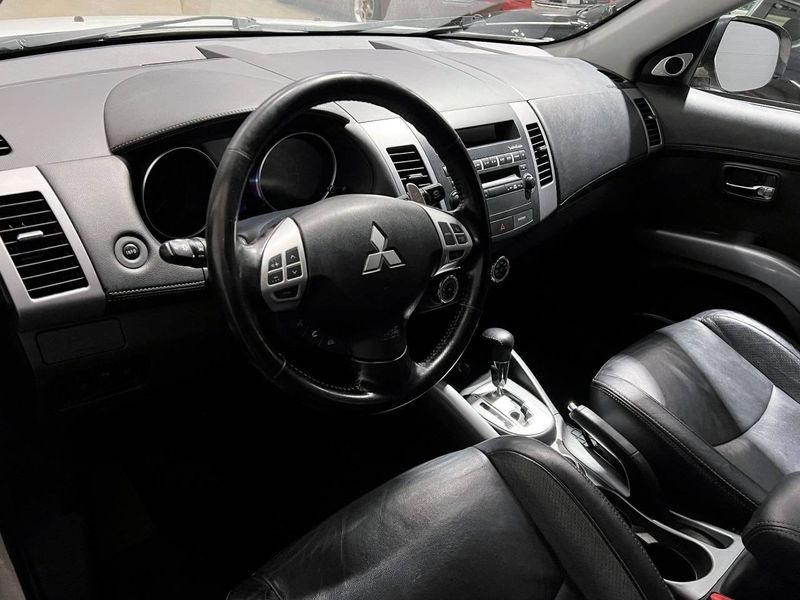 Mitsubishi Outlander bild 8