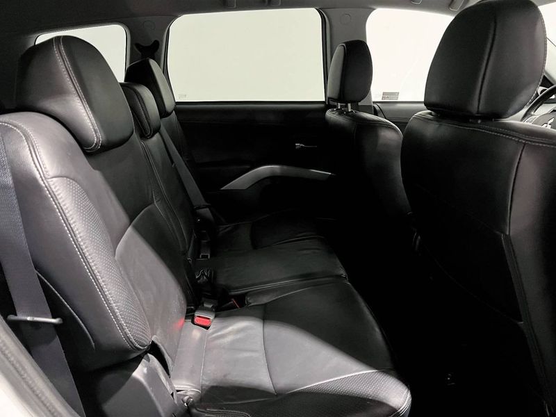 Mitsubishi Outlander bild 9