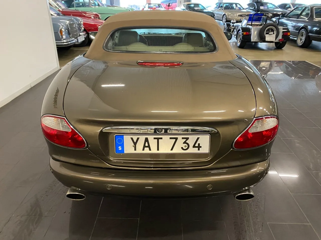 Vehicle image 2