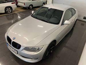 BMW 320 bild 10
