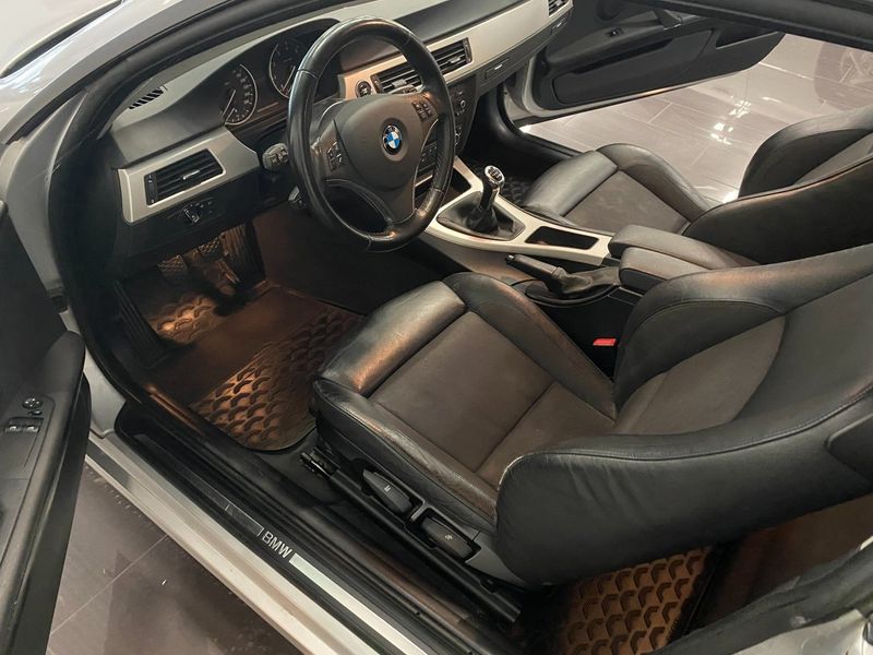 BMW 320 bild 12