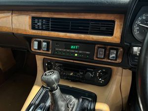 Jaguar XJ-S bild 7
