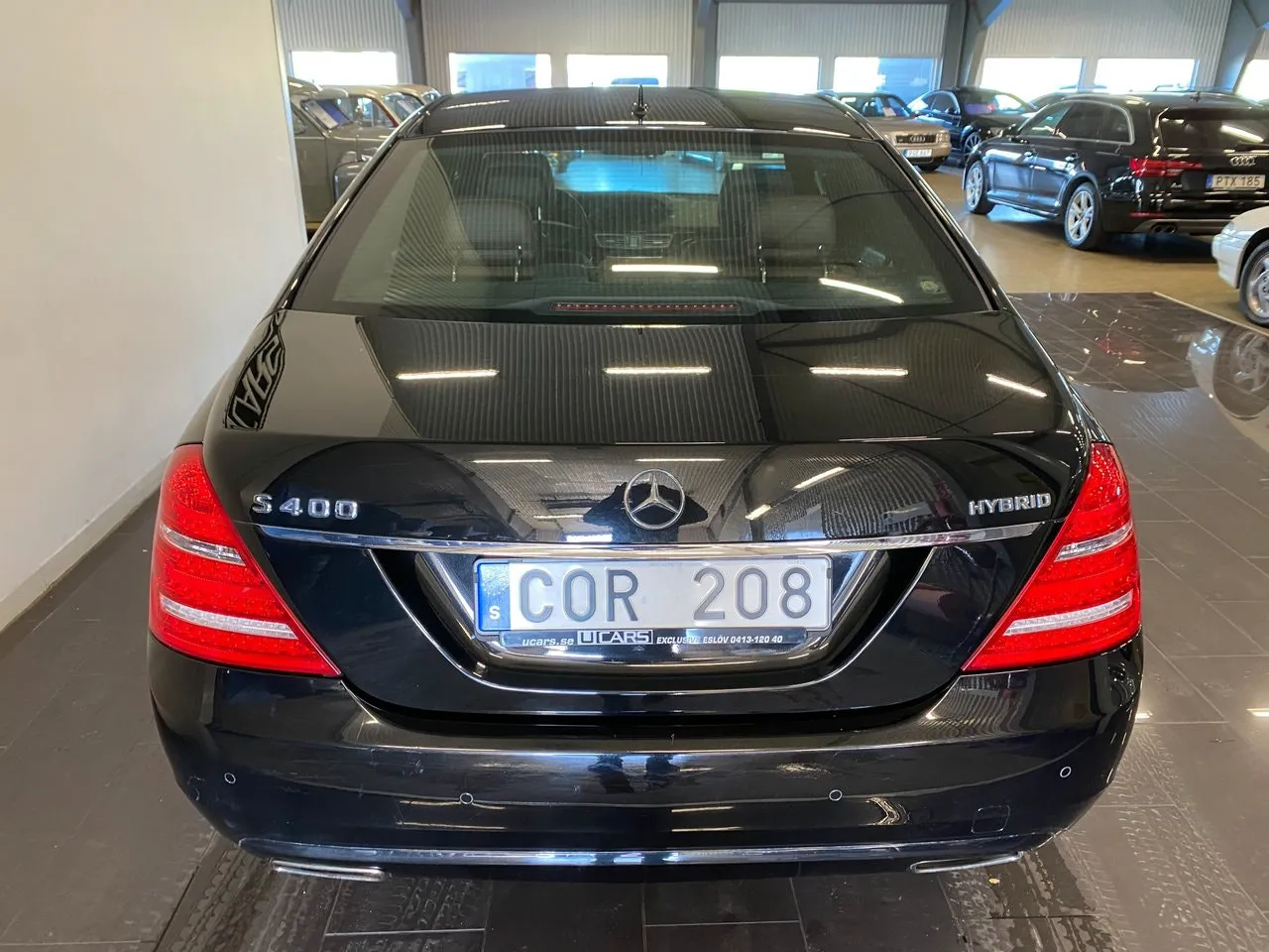 Vehicle image 8