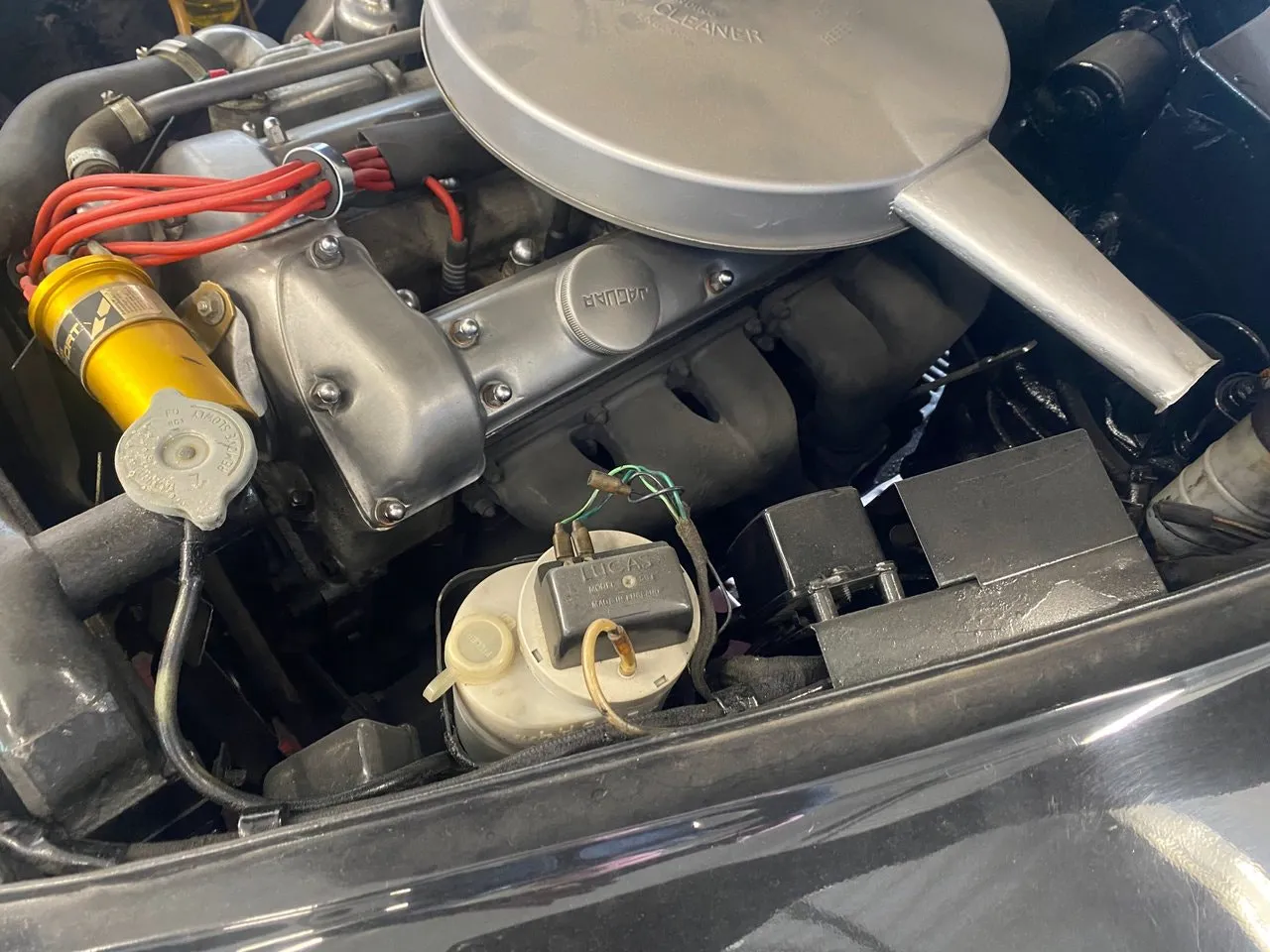 Vehicle image 22