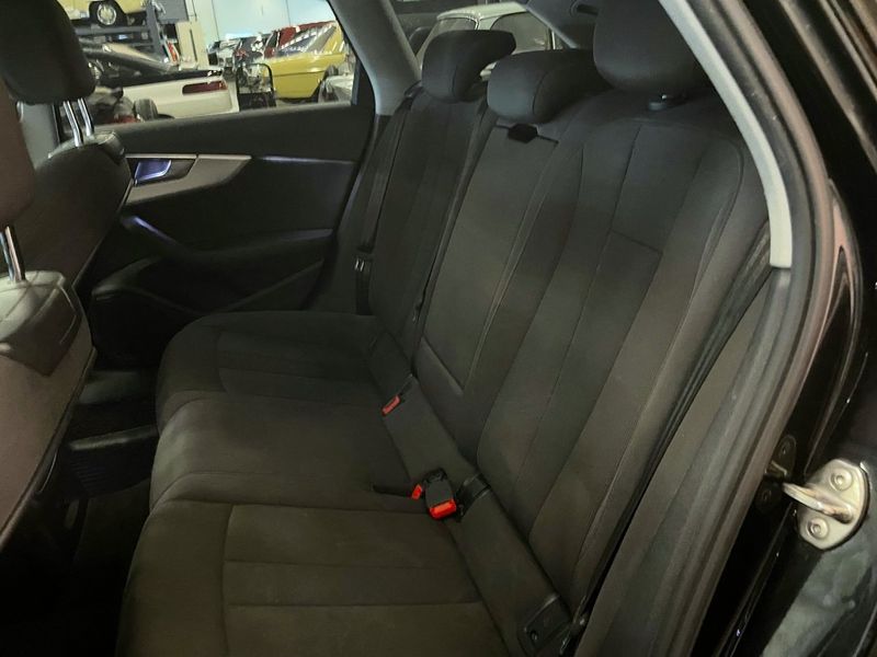 Audi A4 bild 13