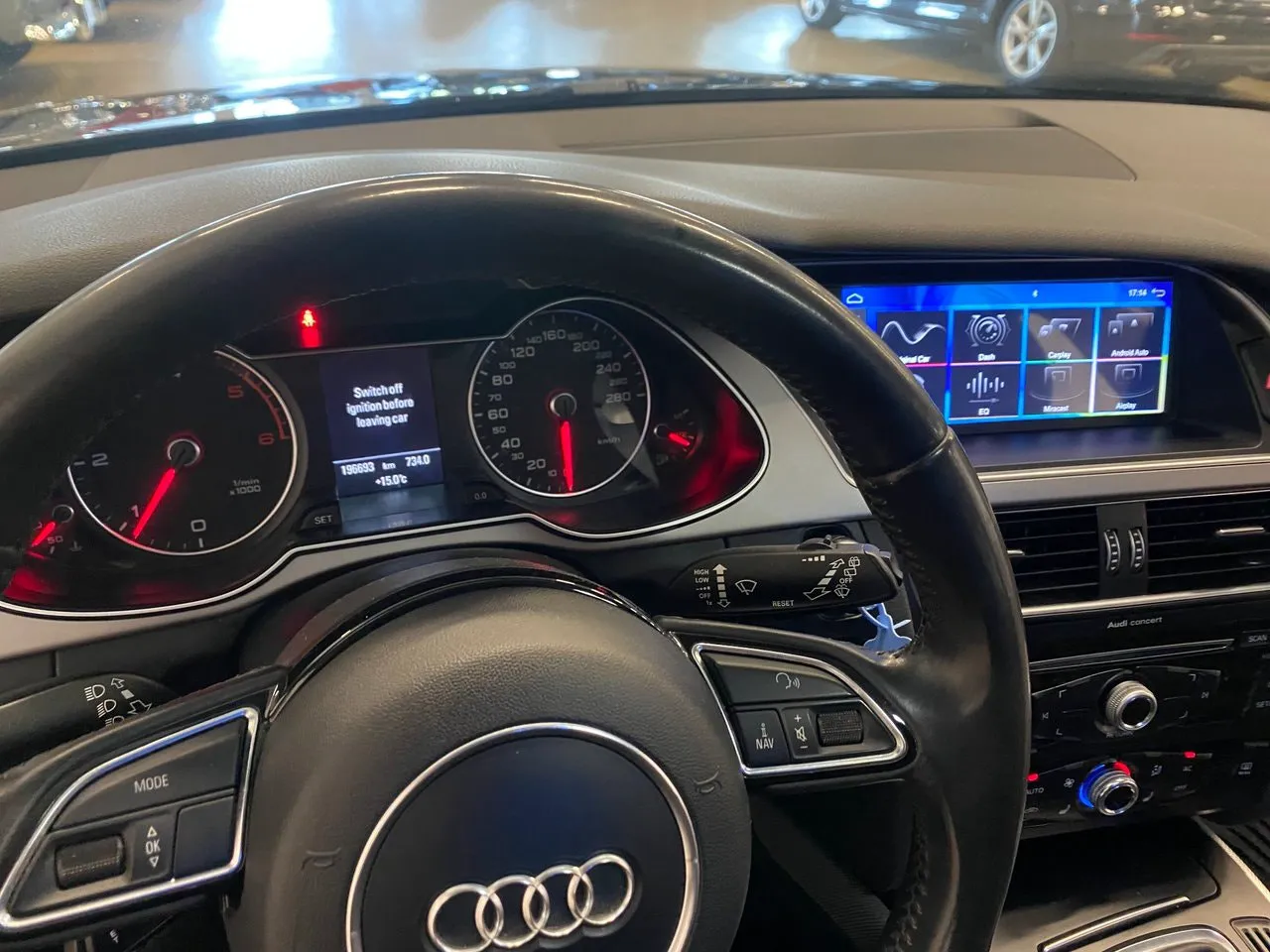 Vehicle image 14